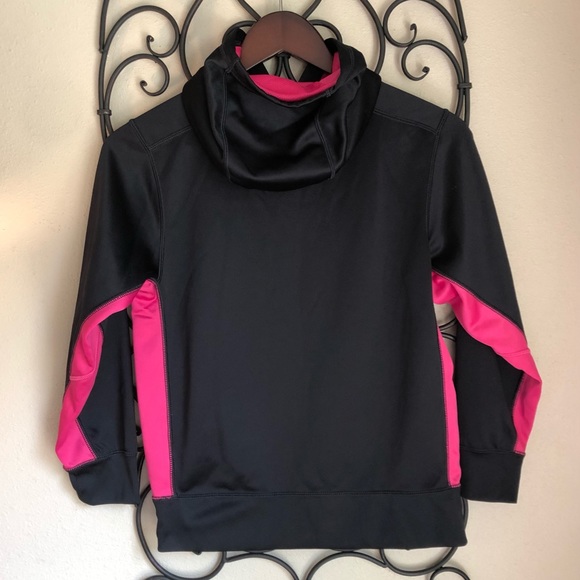 Girls ThermaFit Nike pullover. Perfect condition. - Picture 2 of 3